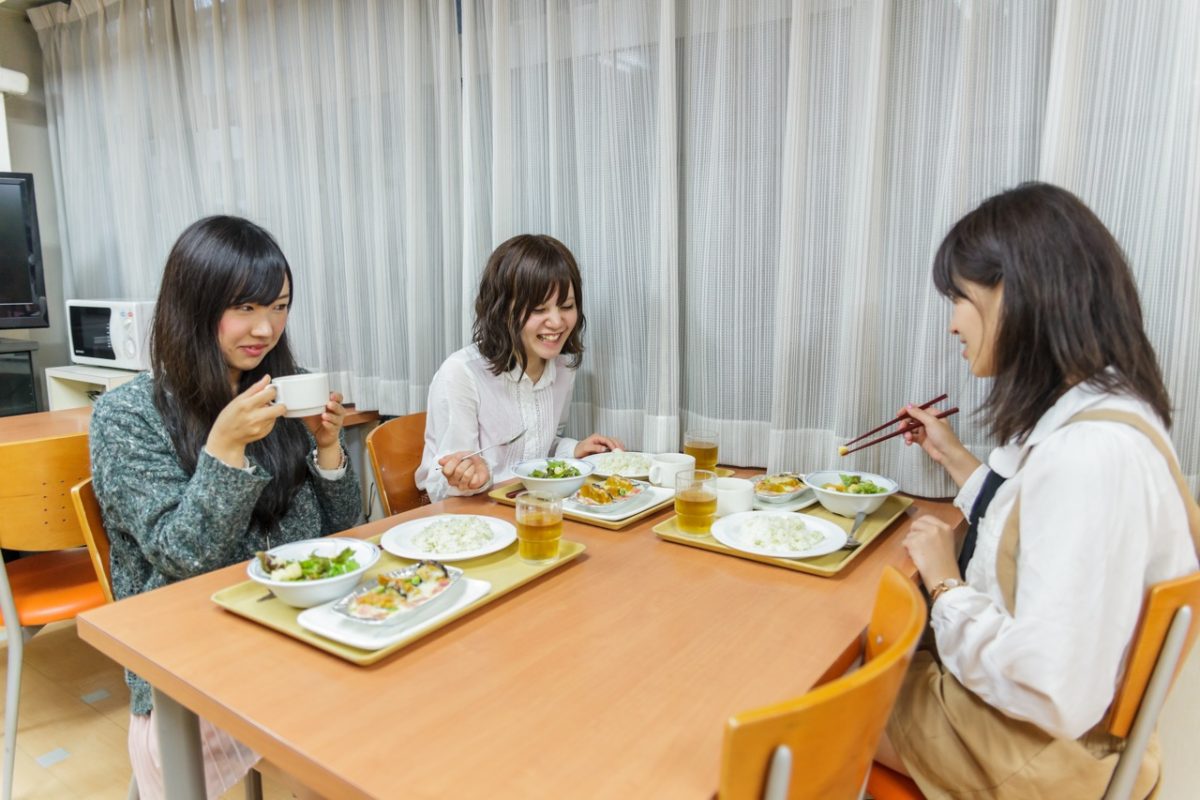 学生会館に住むメリット